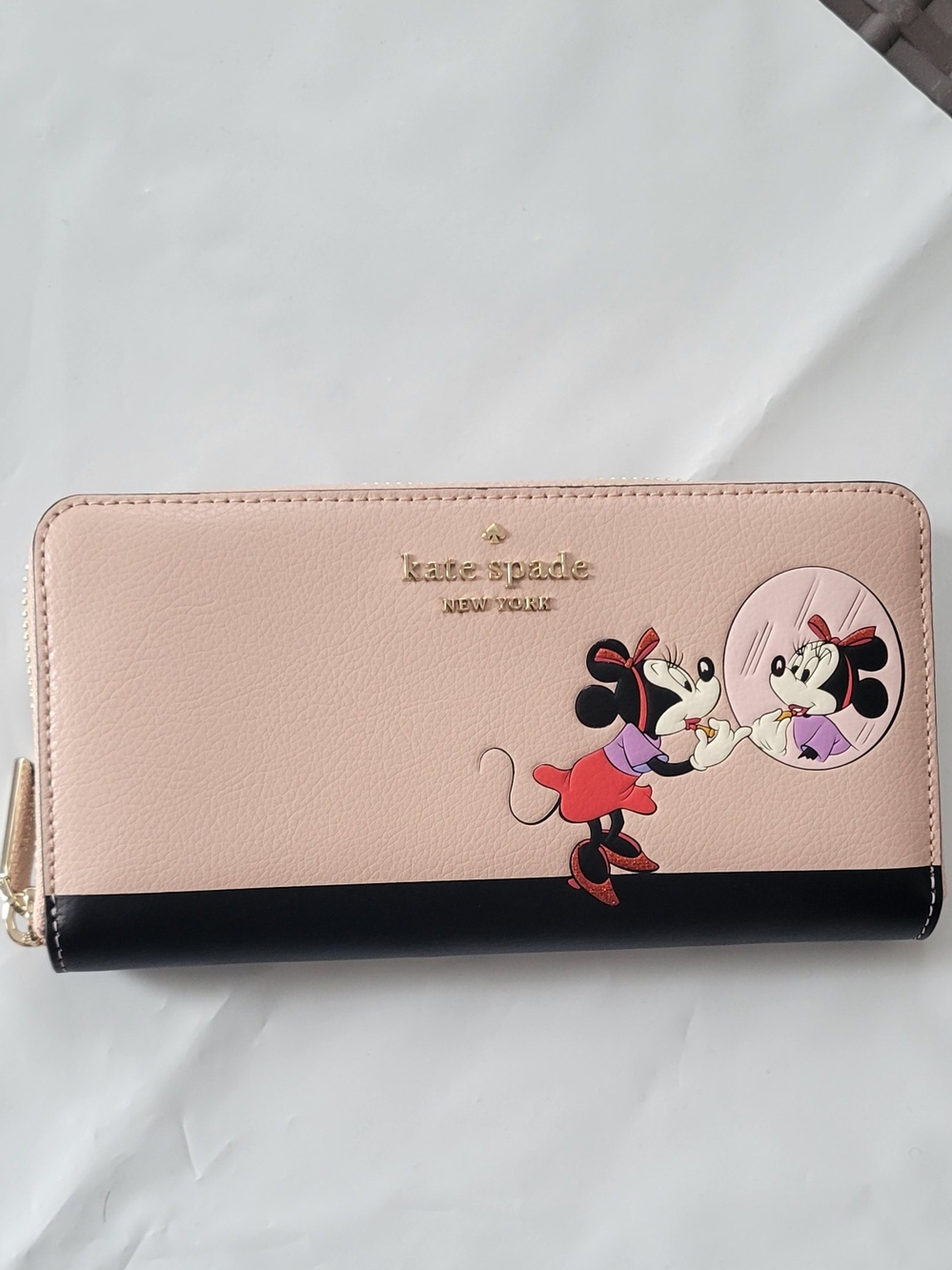 NWT kate spade Pink Minnie Mouse Zip Wallet